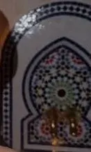 La fontaine en zellige du hammam